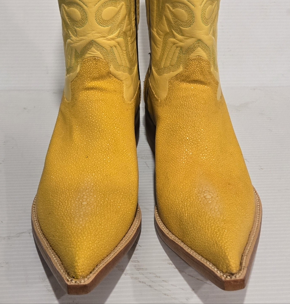 Yellow Stingray Brand New Western Cowboy Boots